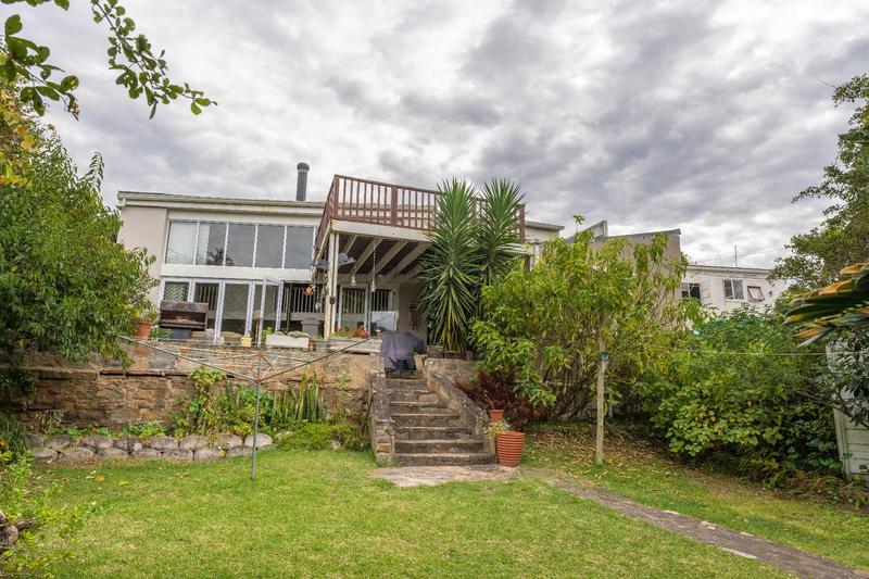 4 Bedroom Property for Sale in Sunnyside Eastern Cape